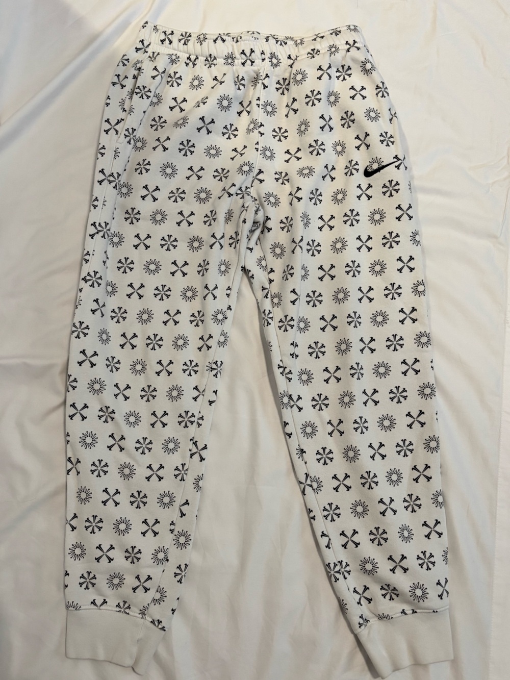 Nike Men’s White Sweatpants with Black Pattern